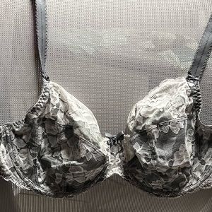 Fantasie bra. 40F